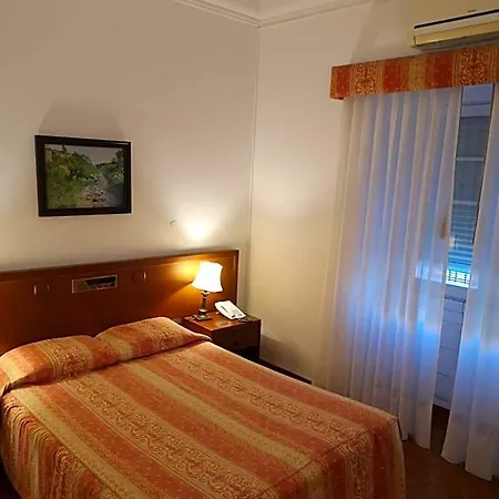 Nazareth 2*