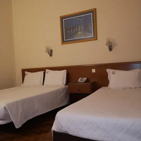 ナザレス 2* リスボン